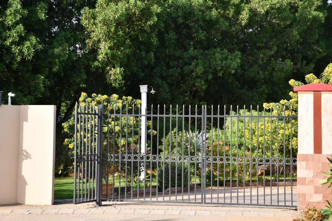 Park Entrance - The Gardens