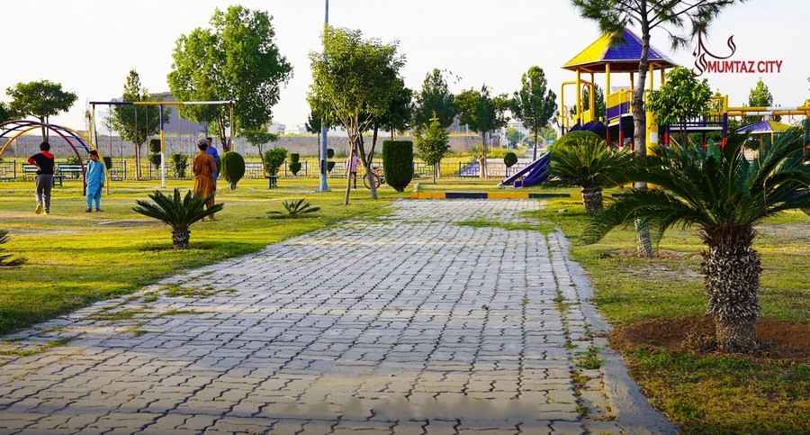 mumtaz city Islamabad - development update - parks for children developed